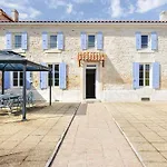 L' Aixoise Holiday home