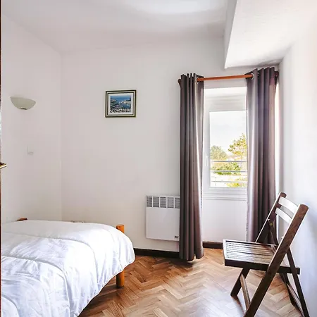 Holiday home L' Aixoise