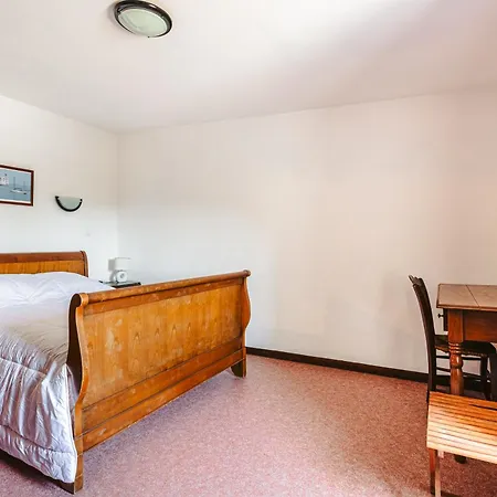 L' Aixoise Holiday home